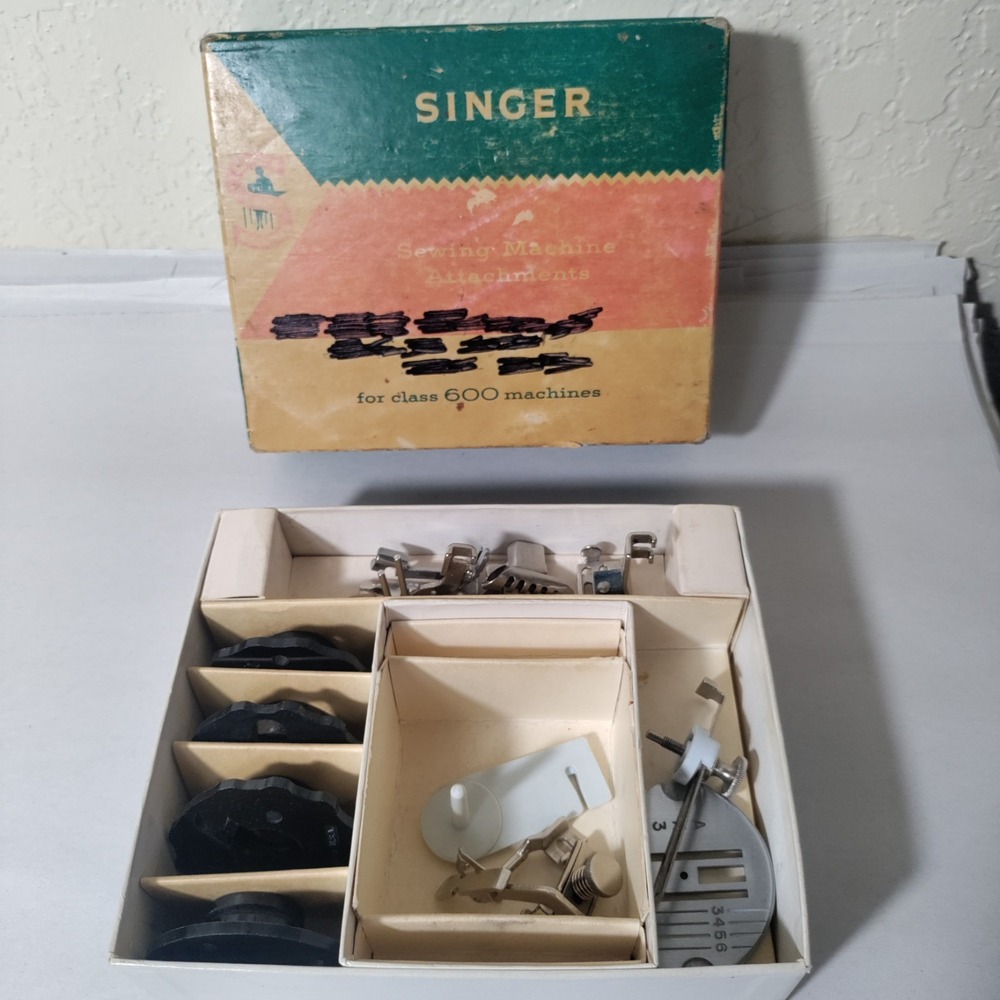 Singer‎ Sewing Machine Attachments For Class 600 Machines